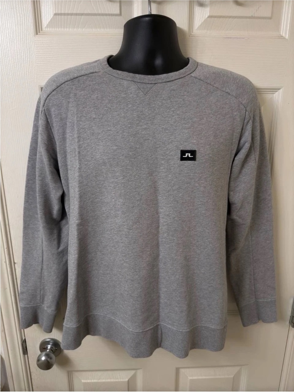 J Lindeberg Sweater Mens M Medium Gray Crew Neck Pullover Golf